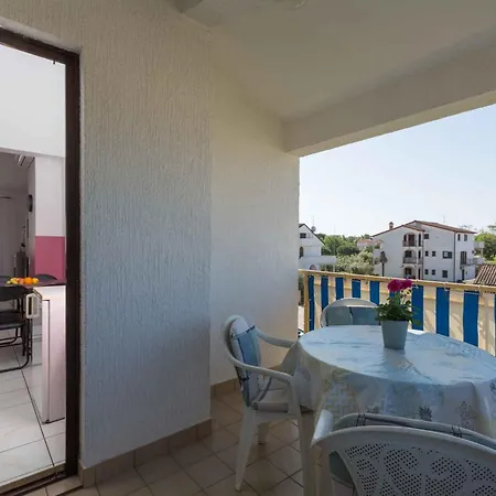 In - Istrien 34483 Apartment *