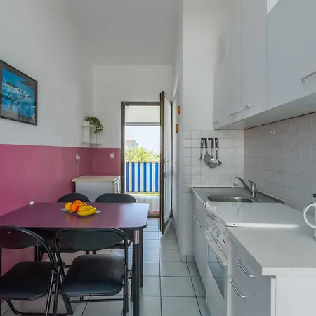 In Porec/istrien 34483 Apartment *